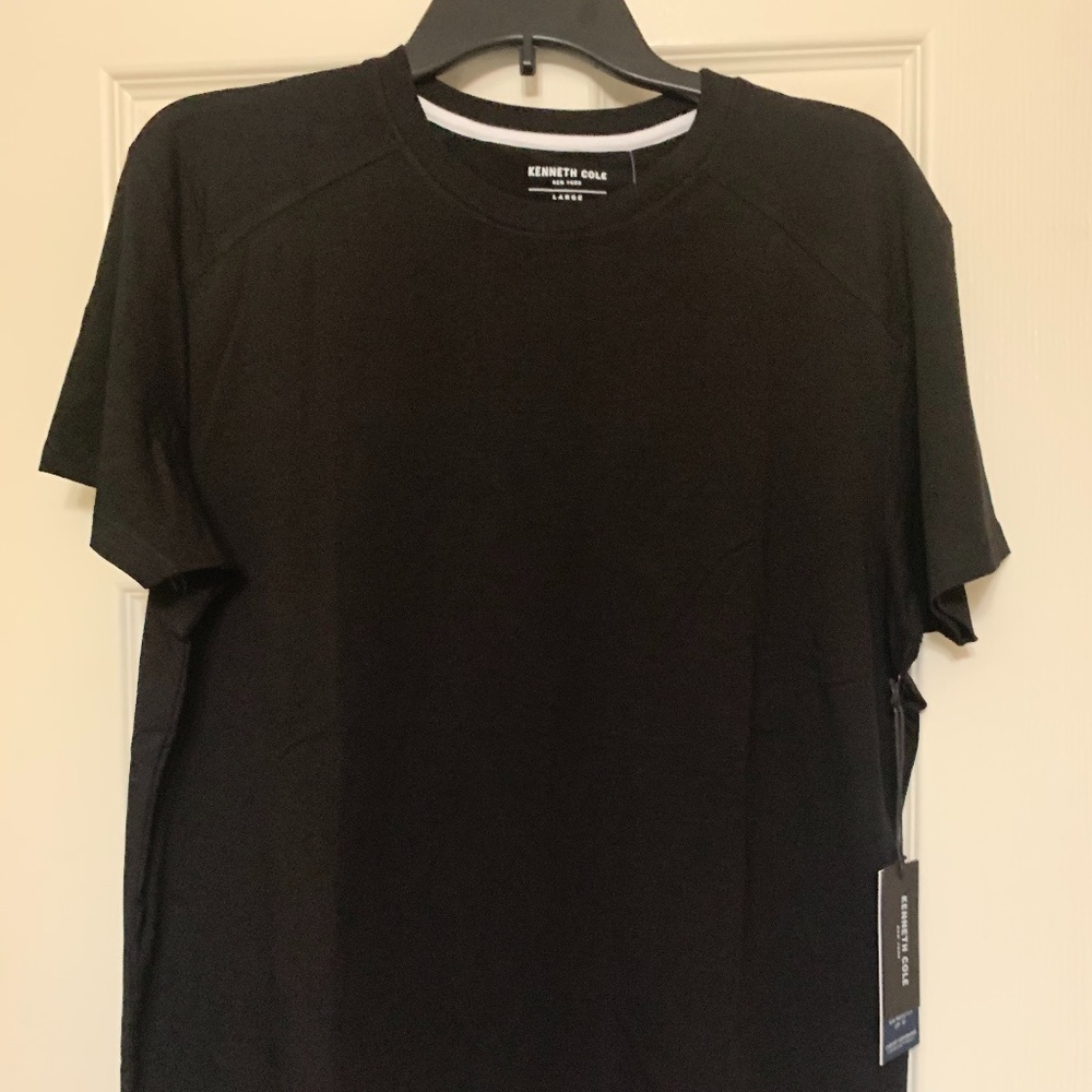 Large Black Kenneth Cole Short Sleeve